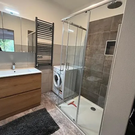 Bernstein - Regina Apartment *