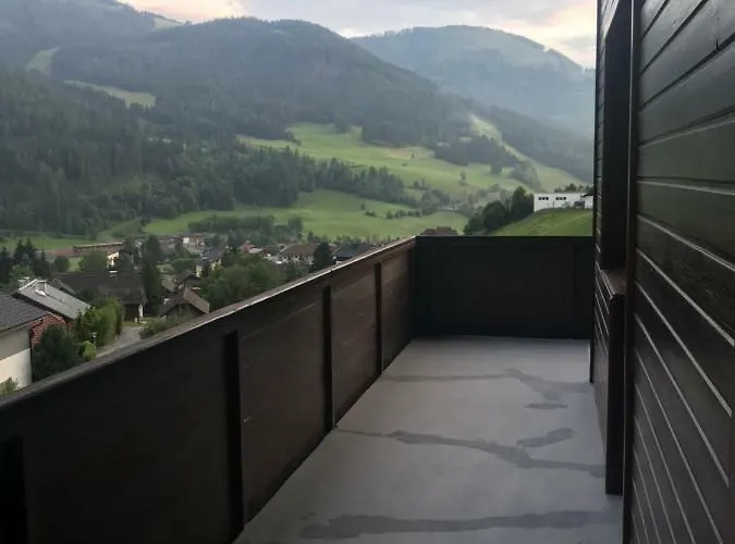 Bernstein - Regina Lägenhet *